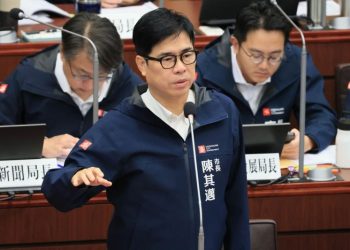 高雄港區新聞網 / 楠梓陸橋改善有譜！陳其邁：人口暴增、車流複雜需專業評估