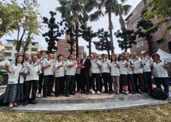 高雄慈善團體聯合總會理事長交接　江慶隆接棒深化助學與食物銀行服務