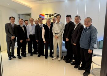 高雄港區新聞網／港務公司啟動智慧永續雙軸轉型！施振榮等產學巨擘共商港群未來