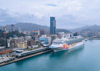 高雄港區新聞網 / 郵輪旅客破115萬創新高！臺灣港務公司升級多國語服務打造國際郵輪港口