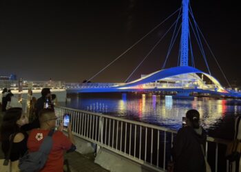 高雄港區新聞網 / 高雄港大港橋臨時加開旋轉！4/21上午10:45再轉一次　交通影響一次看