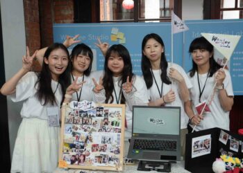 佛光大學傳播學系畢展《電光瞬間》盛大開幕 展現新世代媒體創意