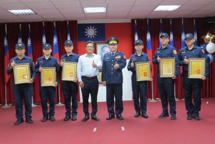 圖/港警總隊