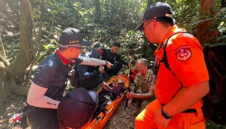 屏東阿塱壹古道傳意外 美籍遊客熱衰竭送醫治療
