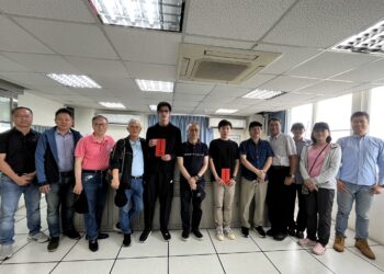 高雄港區新聞網／不畏風浪守護海疆！第72屆航海節慰勞燈塔人、引水人與信號台英雄感動登場
