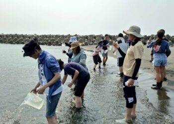 海水留下的生命密碼 eDNA帶你看見看不見的海洋
