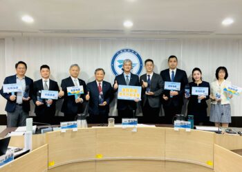 高雄港區新聞網／113位海員新星成功啟航！航港局表揚長榮、陽明、萬海等7大航商　打造臺灣航運人才新未來