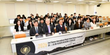 高雄港區新聞網 / AI世代下的國際治理實驗場　TIMUN培育青年經貿外交新動能