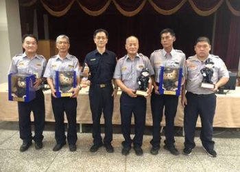 高雄港區新聞網 / 東港警強化義警專業訓練　戰術止血實作提升臨場應變力