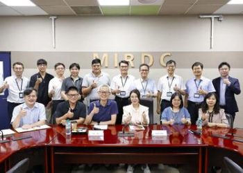 高雄港區新聞網 / 學研聯手！金屬中心與成大共拓地熱新局　十月將舉辦國際研討會